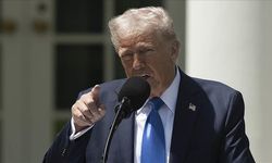 ABD Başkanı Trump, Çin'e yüzde 100 ek tarife uygulayacaklarını duyurdu