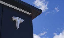 Batarya sorunu nedeniyle Tesla araçları geri çağrılıyor