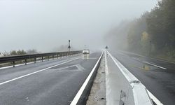 Bolu Dağı’nda sis ve yağmur ulaşımı zorlaştırdı