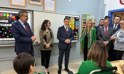 Bakanlar Gökkuşağı Koleji’nde Öğrencilerle Buluştu!