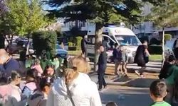 Belediye otobüsü, kamyona çarptı!