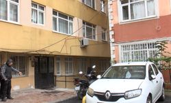 Fatih'te sağanak yağış sonrası zemin kattaki daireleri su bastı