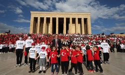 LÖSEV üyeleri ve gönüllüleri Anıtkabir’de buluştu