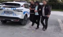 Patlıcan ve biber közlerken dağdaki otluk arazi yandı