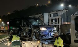 Sarıyer’de TIR’a Çarpan Sürücü Olay Yerinden Kaçtı
