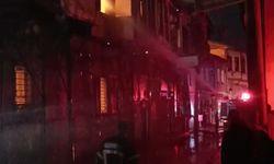 Tarsus’ta yangın: Alevler iki evi küle çevirdi