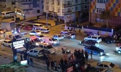 Yenimahalle’de Trafikte Gerginlik: Sürücü Kalabalığa Çarptı, Arbede Çıktı