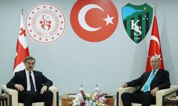 Erdoğan, Gürcistan Cumhurbaşkanı Kavelaşvili ile bir araya geldi
