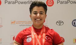 Milli para halterci Besra Duman, dünya 2'ncisi o
