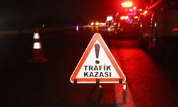Manisa’da Kamyonet Devrildi, Otomobille Çarpıştı: 2 Ölü, 3 Yaralı