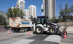 Etimesgut’ta Yol Bakım ve Onarım Çalışmaları Hız Kesmeden Sürüyor