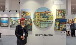 “Renklerle Ankara’yı Anlatan Kadın”