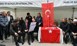 Mamak'ta Şehit evi bayraklarla donatıldı