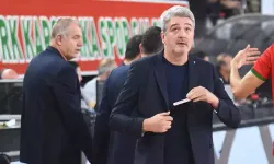 Karşıyaka 111-59 Kaybetti, Faruk Beşok ile Yollar Resmen Ayrıldı