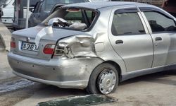 Beypazarı'nda otomobil ile motosiklet çarpıştı