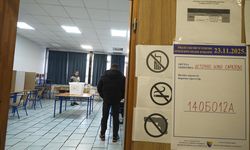 Bosna Hersek'in Sırplar Oylarını Kullanmaya Başladı