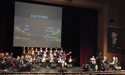 Sivas’ta Atatürk’ü Anma Konseri: Sevdiği Şarkılarla Anıldı