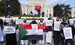 Sudan'daki iç savaşa İstanbul'da protesto