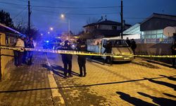 Baba ve oğlu evde ölü bulundu