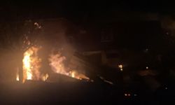 Binanın teras katındaki kafede yangın