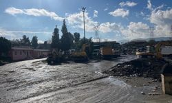 Buca’da Mahalleli Çöp Şantiyesi İçin Ayakta