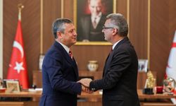 CHP Lideri Özgür Özel’den KKTC’ye kuruluş yıl dönümü ziyareti