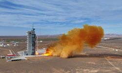 Çin'den uzaya 3 yeni uydu!