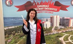 Devrilen traktörün sürücüsü hayatını kaybetti