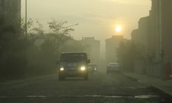 Keşan’da Yoğun Sis Etkili Oldu: Görüş Mesafesi 30 Metreye Kadar Düştü
