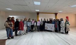 Meme kanserine dikkat çekmek için bisikletle Türkiye turuna çıktılar