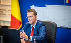 Romanya Savunma Bakanı Mosteanu istifa etti