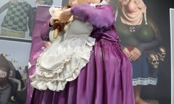 Şeker hamurundan heykel yaptı