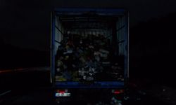 Seyir halindeki kamyon alev topuna döndü!