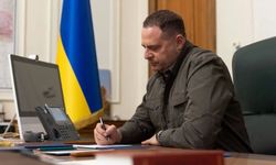 Ukrayna Devlet Başkanlığı Ofisi Başkanı istifa etti!
