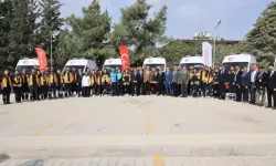 Arnavutköy'de istinat duvarı yıkıldı