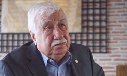 Tiyatronun Usta İsmi Ahmet Gülhan Yaşamını Yitirdi!