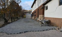 Kalecik'te okulların parke taşı yenileniyor!