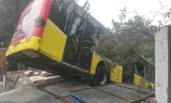 Beşiktaş'ta otobüste kaza yaptı
