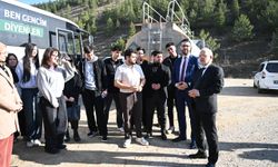 Mamak’ta Öğrenciler Ekolojik Köy’de Fidan Dikerek Doğayla Buluştu