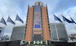 AB'den Google'a yapay zeka ve YouTube ile ilgili soruşturma