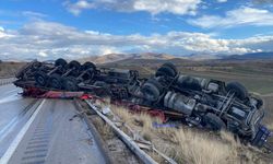 Çankırı’da Aynı Bölgede Peş Peşe Kaza: 2 Yaralı