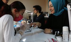 Ücretsiz açılan Protez tırnak kursu ilgi görüyor