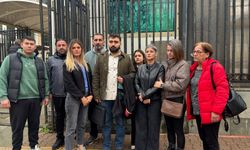 Eşini satırla öldürdü!