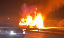 İETT Otobüsü Alev Aldı