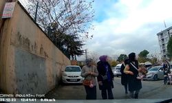 Korkunç Anlar, Okuldan Çıkan Öğrencilerin Üzerine Otomobil Sürdü!