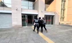 Otomobil hırsızlığı kamerada