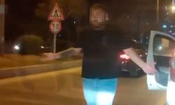 Trafikte tartıştığı kişilere yumruk atıp, tabancayla ateş açan kişinin görüntüleri ortaya çıktı