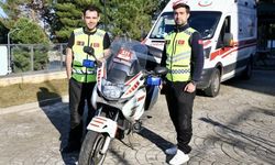 Başkentte Örnek Davranış: Motokurye Ambulansa Trafikte Yol Açtı