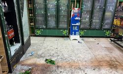 Markete patlayıcı madde atıp kaçtı!