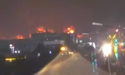 Esenyurt’ta Yapı Malzemeleri Fabrikasında Büyük Yangın